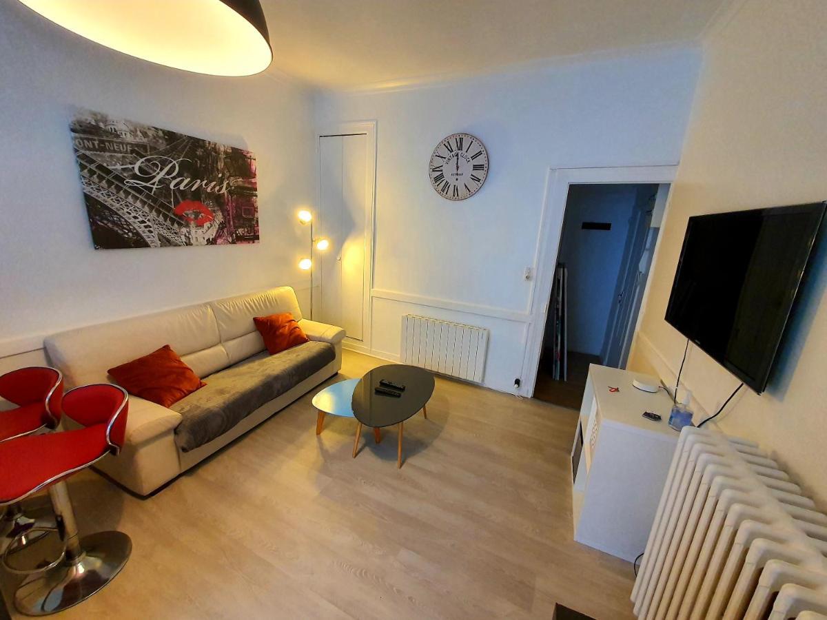Grand T3 Avec Terrasse Centre Ville Bellac Eksteriør billede