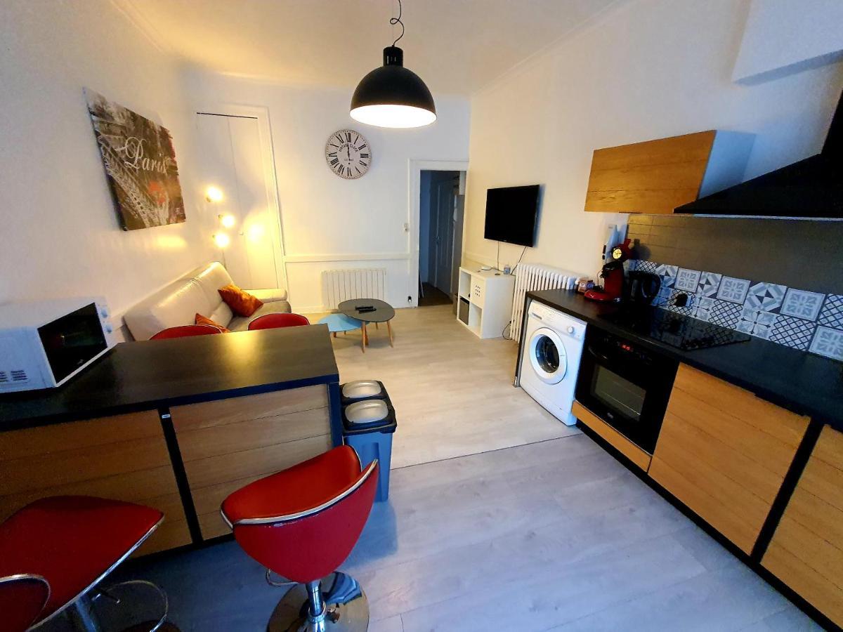 Grand T3 Avec Terrasse Centre Ville Bellac Eksteriør billede